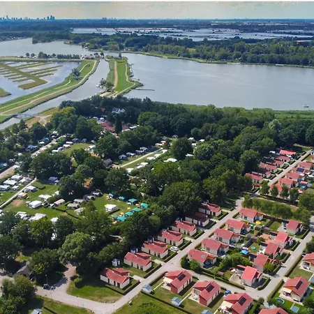 Premium 4 Persons * Zevenhuizen (Zuidplas)