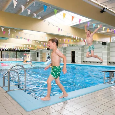 Premium 4 Persons Zevenhuizen (Zuidplas)